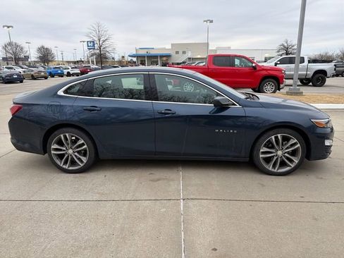 Used 2022 Chevrolet Malibu LT image 6