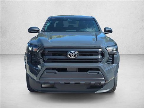 Certified 2025 Toyota Tacoma SR AWD/4WD image 2