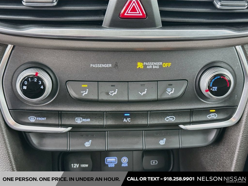 Used 2020 Hyundai Santa Fe SEL FWD image 15