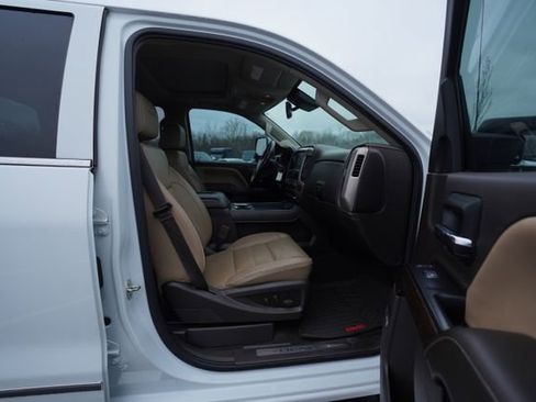 Used 2019 GMC Sierra 3500 Denali w/ Duramax Plus Package image 19