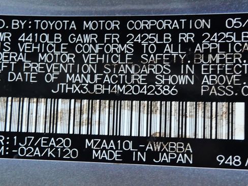 Used 2021 Lexus UX 200 w/ Accessory Package (Z2) image 21