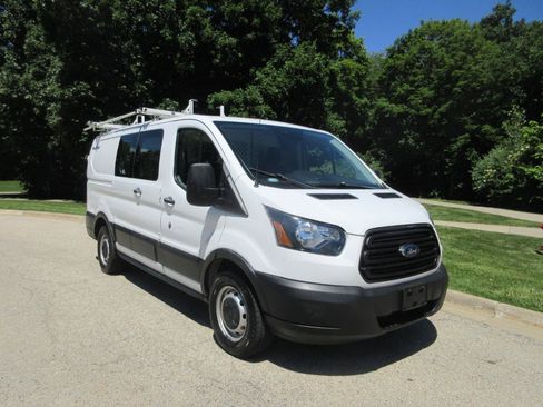 Used 2019 Ford Transit 150 130 Low Roof RWD image 25