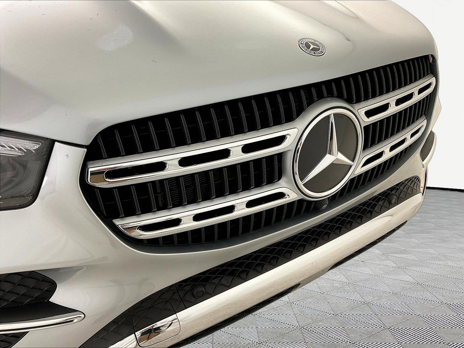 Certified 2025 Mercedes-Benz GLE 350 4MATIC image 33