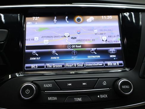 Used 2019 Buick Envision Essence FWD image 24
