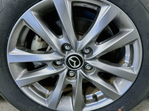 Used 2021 MAZDA MAZDA3 s FWD image 29