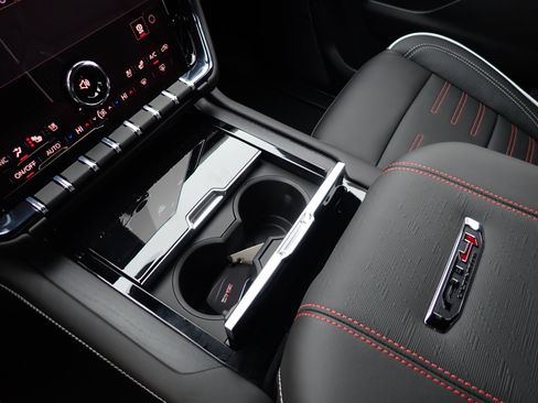 New 2026 GMC Yukon AT4 Ultimate image 28