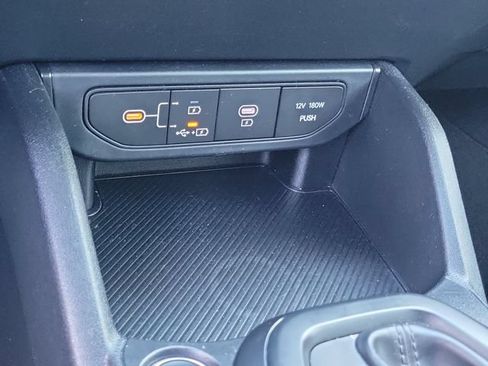 Certified 2025 Kia K4 FWD image 24