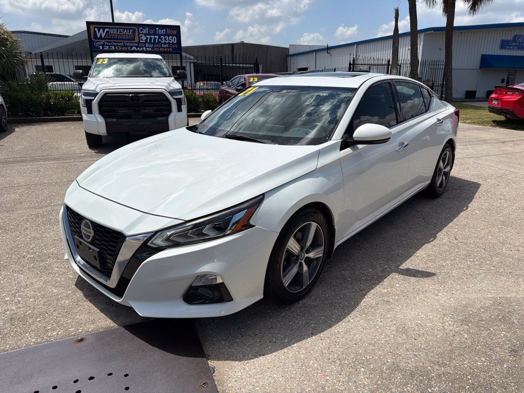 Used 2021 Nissan Altima 2.5 SL FWD image 2