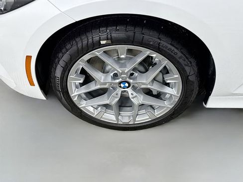 New 2026 BMW 330i xDrive Sedan w/ Convenience Package image 31