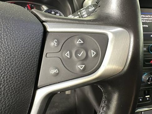 Used 2020 GMC Terrain SLE w/ Driver Convenience Package AWD/4WD image 16