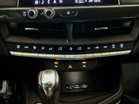 Used 2023 Cadillac CT4 Sport RWD image 12
