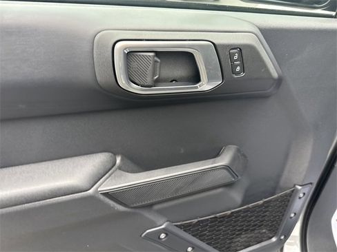 New 2025 Ford Bronco Badlands image 15