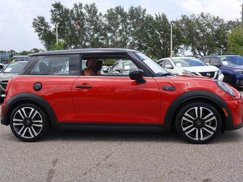 Used 2024 MINI Cooper S FWD image 10