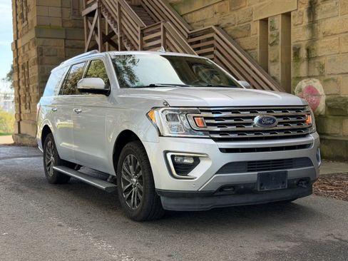 Used 2019 Ford Expedition Limited image 5