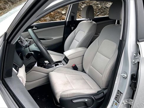 Used 2018 Hyundai Tucson SE image 20