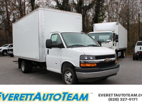 New 2025 Chevrolet Express 3500 w/ Power Convenience Package RWD image 1