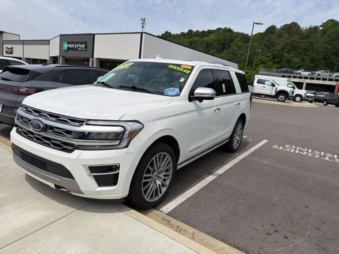 Used 2022 Ford Expedition Platinum AWD/4WD image 3