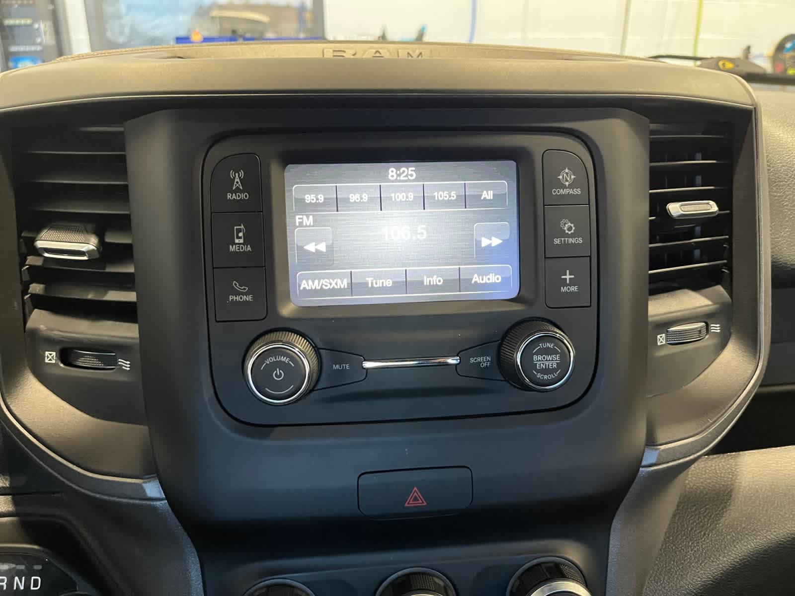Used 2022 RAM 2500 Tradesman AWD/4WD image 15