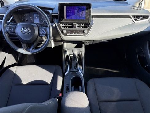 Used 2023 Toyota Corolla LE image 11