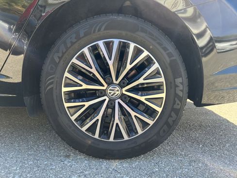 Used 2021 Volkswagen Jetta SE image 15