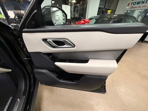 Used 2020 Land Rover Range Rover Velar R-Dynamic S image 72
