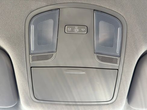 Used 2020 Hyundai Ioniq SEL image 21