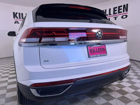 New 2026 Volkswagen Atlas Cross Sport SE FWD image 25