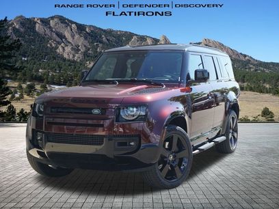 New 2025 Land Rover Defender 130 X-Dynamic SE