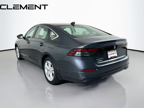 Used 2024 Honda Accord LX image 10