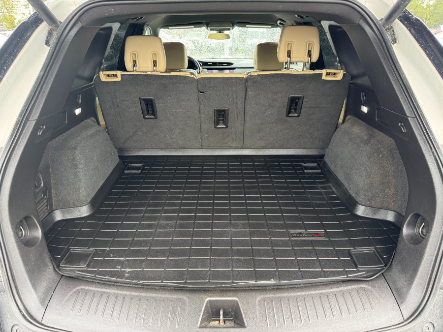 Used 2019 Cadillac XT5 AWD image 17