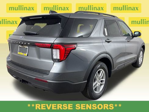 New 2026 Ford Explorer Active RWD image 4