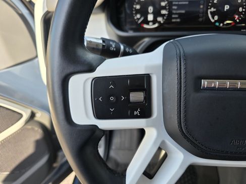Used 2020 Land Rover Defender 110 HSE AWD/4WD image 19