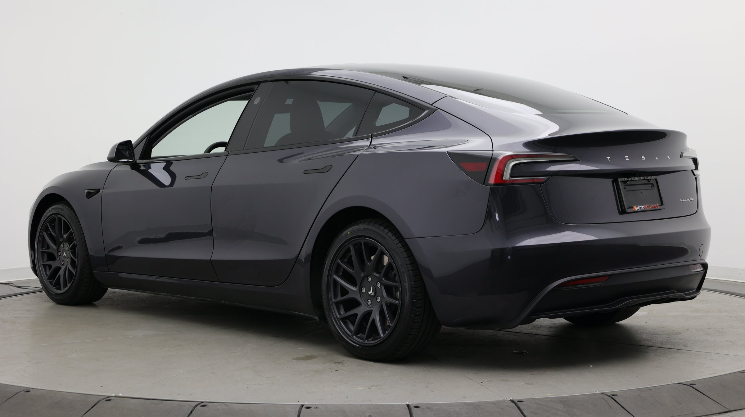 Used 2024 Tesla Model 3 Long Range AWD/4WD image 4