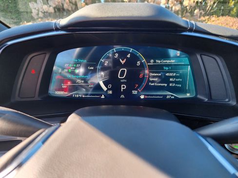 Used 2023 Chevrolet Corvette Stingray Coupe w/ Z51 Performance Package image 23