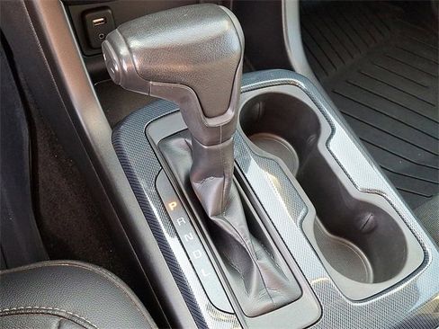 Used 2018 Chevrolet Colorado Z71 w/ Centennial Edition image 14