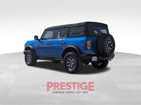 Used 2023 Ford Bronco Badlands image 10