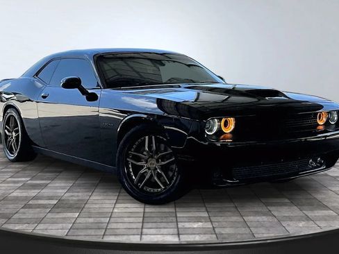 Used 2020 Dodge Challenger R/T w/ Blacktop Package RWD image 3