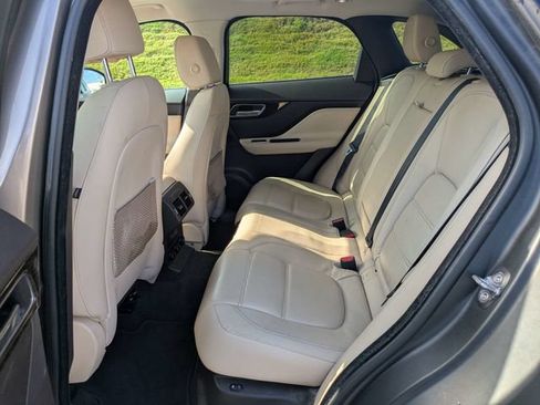 Used 2017 Jaguar F-PACE Prestige AWD/4WD image 15