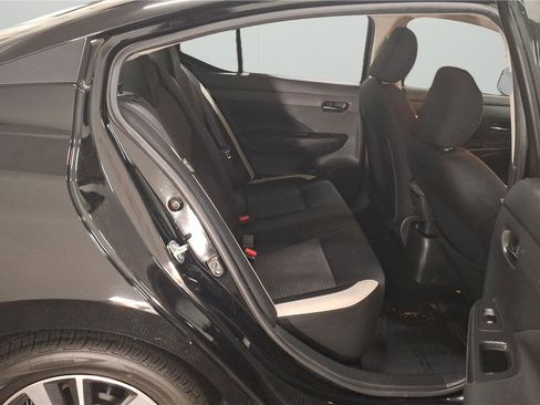 Used 2022 Nissan Versa SV w/ Trunk Package FWD image 13