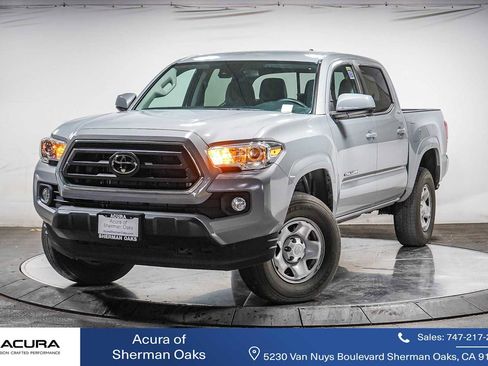 Used 2021 Toyota Tacoma SR5 image 2