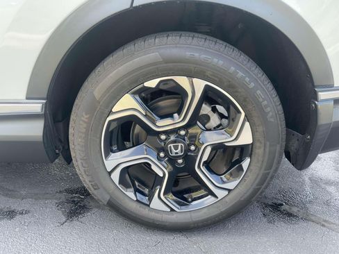 Used 2018 Honda CR-V Touring image 7