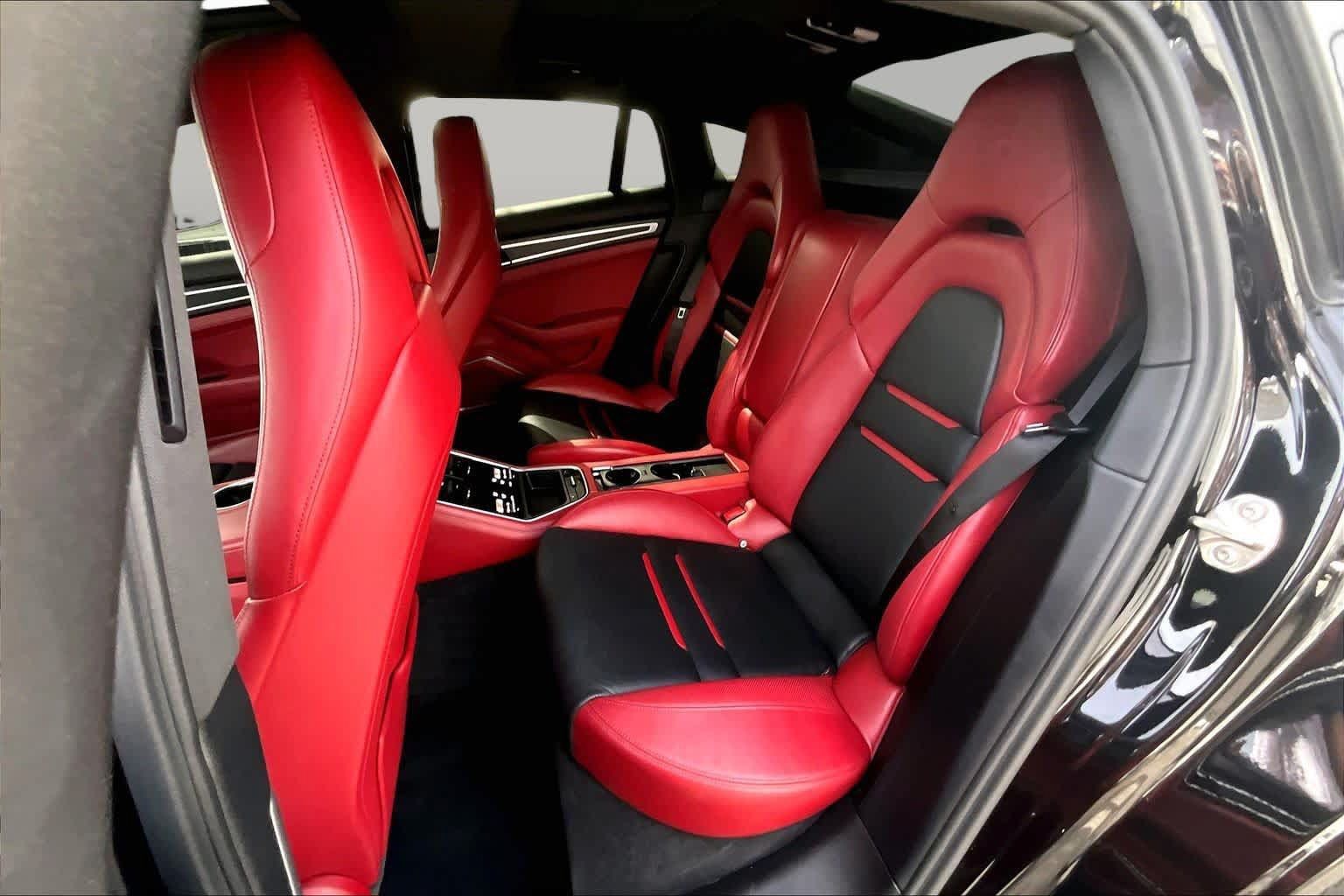 Used 2023 Porsche Panamera 4 Platinum Edition AWD/4WD image 19