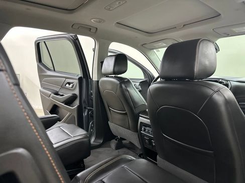 Used 2019 Chevrolet Traverse Premier AWD/4WD image 25
