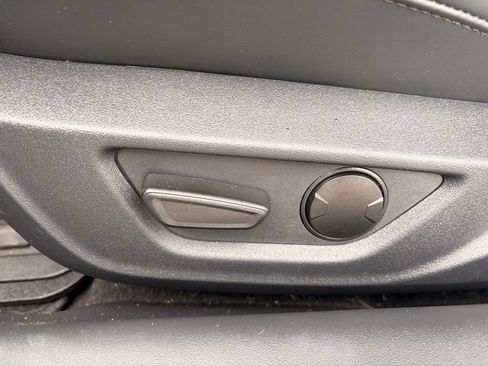 Used 2025 Ford Mustang GT RWD image 15