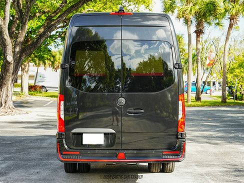 Used 2019 Mercedes-Benz Sprinter 4x4 170 image 7