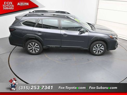 Used 2024 Subaru Outback AWD/4WD image 30