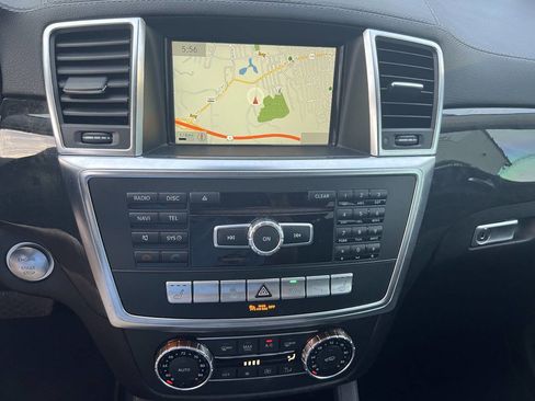 Used 2016 Mercedes-Benz GL 450 4MATIC image 30