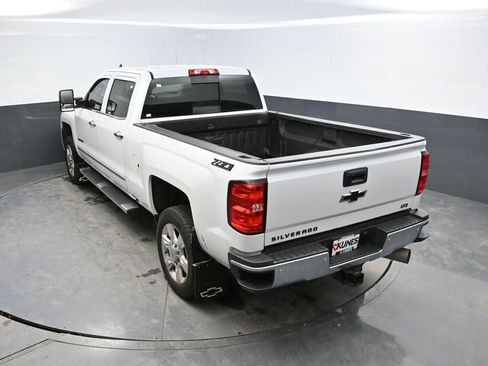 Used 2019 Chevrolet Silverado 2500 LTZ image 25