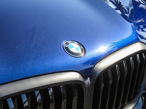 New 2026 BMW X5 sDrive40i w/ M Sport Package image 9