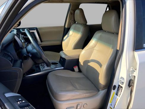 Used 2015 Toyota 4Runner Limited AWD/4WD image 8